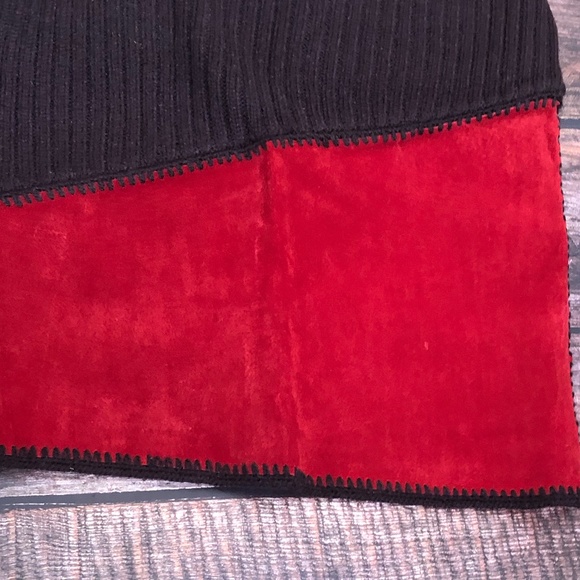 GUESS COLLECTION Knit Skirt -Small - Picture 9 of 15